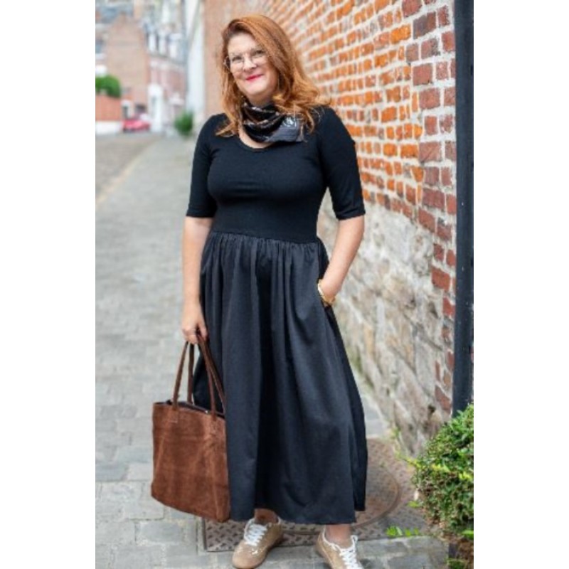 ROBE CHARLIOT NOIRE