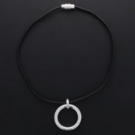 Secret de cuir n°169 ras de cou noir