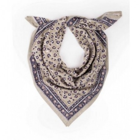 GRAND FOULARD LEOPARD TILLEUL