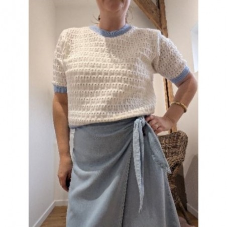 PULL SANS MANCHES BLANC